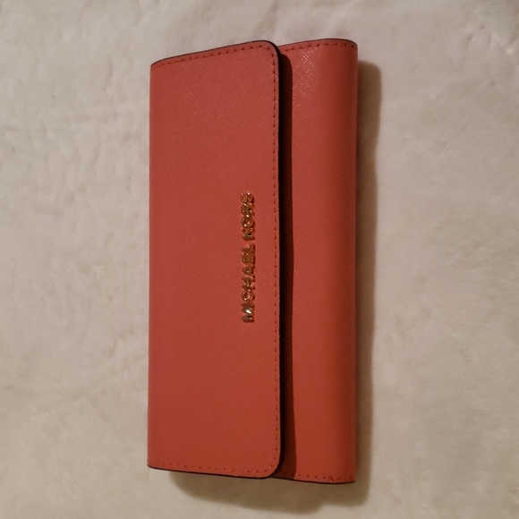 Brand New Pink Michael Kors Wallet - Picture 1 of 4